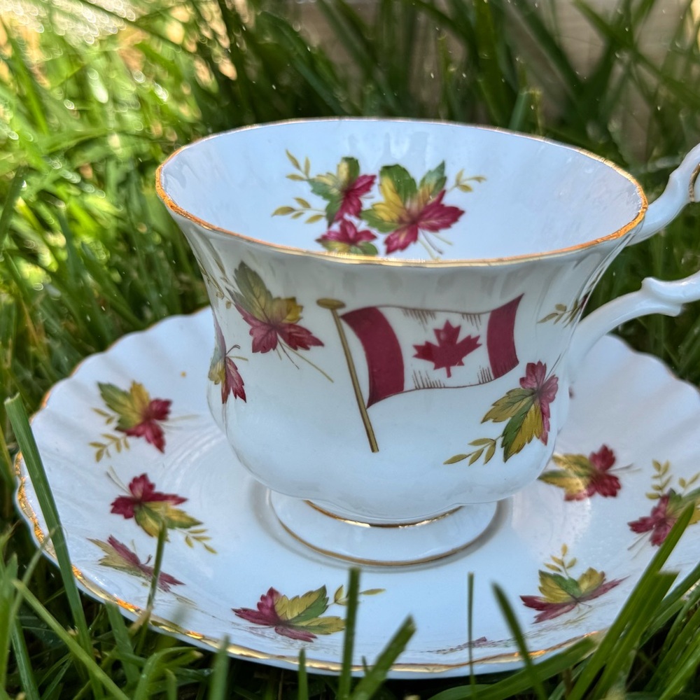 Royal Albert Red and Green Floral Mug